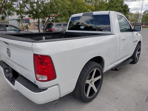 Imagen 7 de 15 de Dodge Ram Cab Reg T/a Modelo 2014