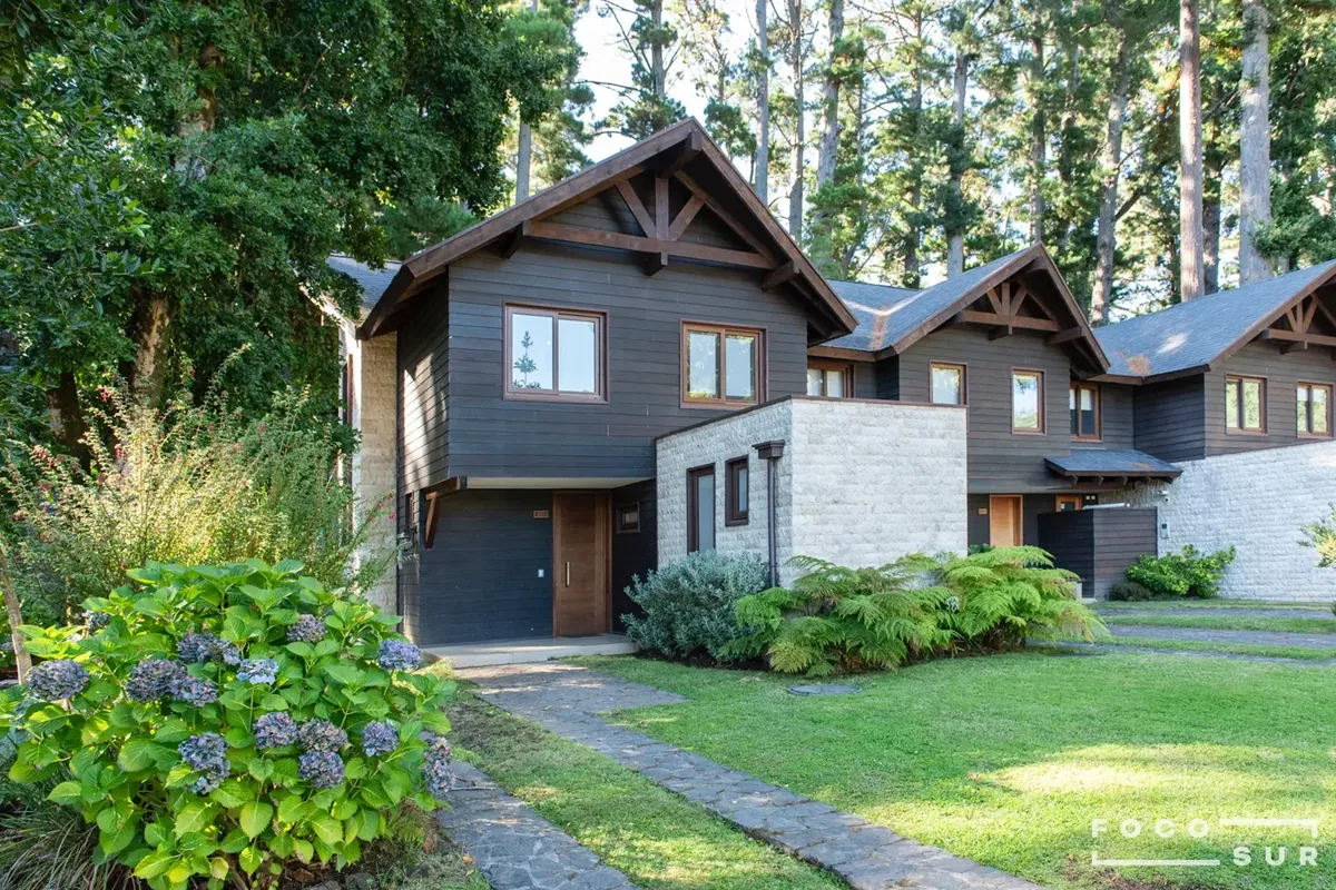 Imagen 2 de 30 de Casa En Venta En Pucón