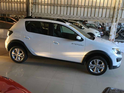 Renault Sandero Stepway 2018 1.6 Privilege - Defranco Motors