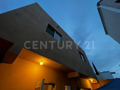 Imagen 18 de 27 de Se Vende Casa En Terranova Residencial