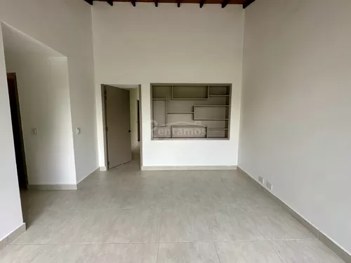 Casa En Venta En El Poblado. Cod V776070