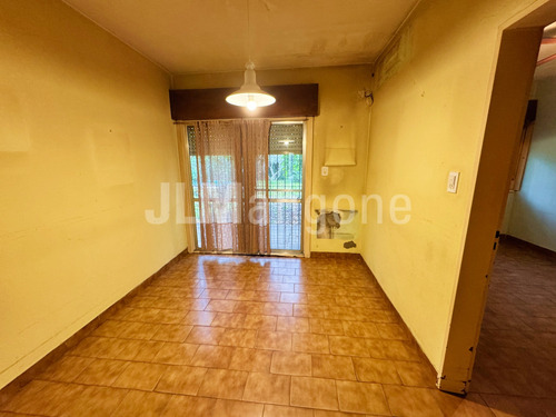 Chalet 7 Amb Con Cocheras, Parques Y Piscina