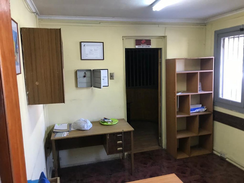 Se Arrienda Gran Propiedad Comercial, Ubicada En Gran Av.