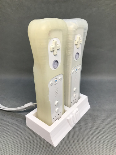 Soporte Para Dos Wiimotes Con Protector De Goma Nintendo Wii