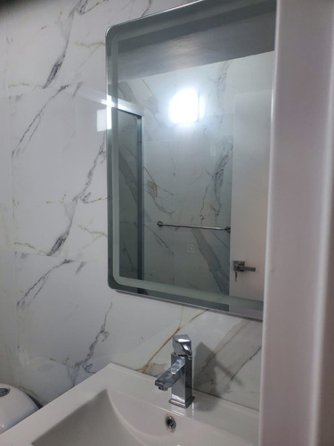 Avg - Alquiler Apto Amoblado, 2 Hab, 2 Baños, 2 Puestos, A/a Cómodo, Funcional, Moderno, Recién Remodelado - Los Palos Grandes, Municipio Chacao
