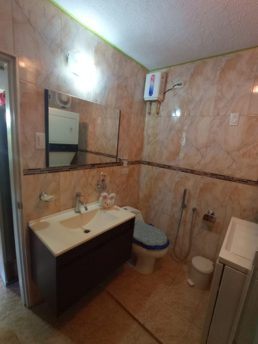 Imagen 15 de 20 de Pgm Vende Apartamento En Los Corales, Caraballeda, Club Parque Mar Incluye La Accion Del Club