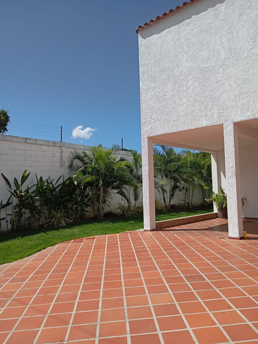 Aj Vende Casa En Urbanización La Lopera San Diego