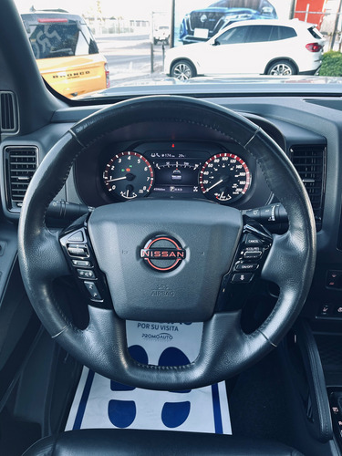 Nissan Frontier Pro 4X V6 3.8L 4x4