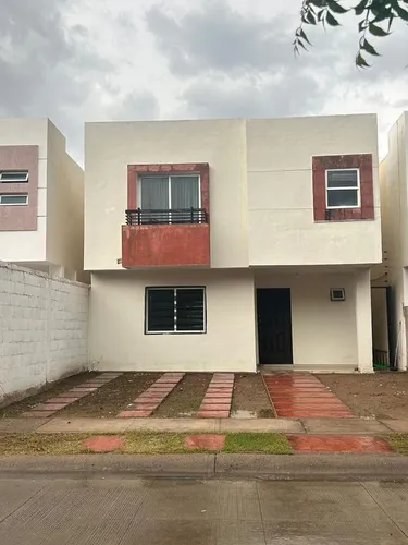 Casa Amueblada En Renta En Privada Caspio, Valle Alto