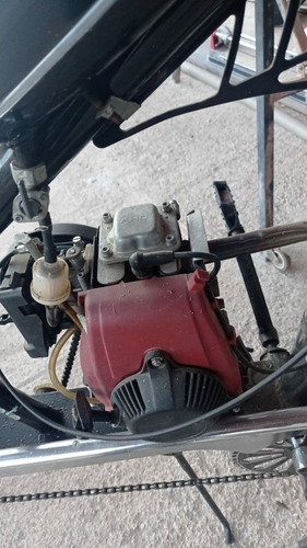 Imagem 2 de 8 de Bicicleta Motorizada