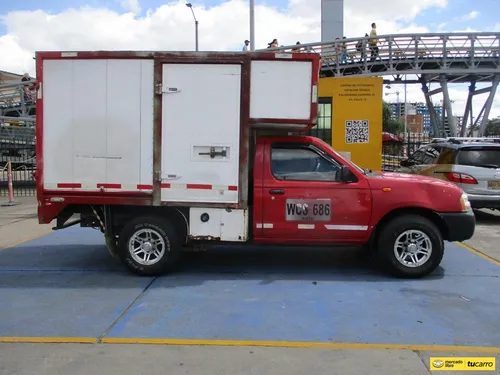 Furgon Nissan Frontier D22/np300 4x2 2400cc Mt Aa