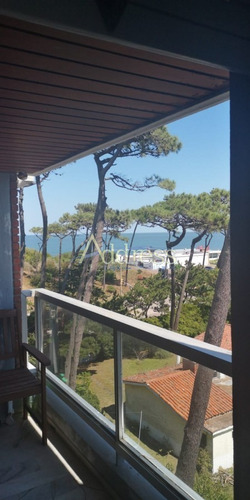 Apartamento En Mansa 1 Dormitorio Con Cochera- Ref: 3080