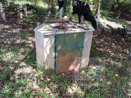Imagem 2 de 14 de *** Chácara Com 01 Dormitório Em Itu ***