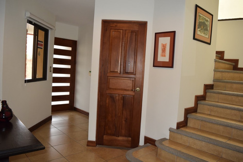 Imagen 13 de 25 de Venta Casa En Belén De Heredia En Condominio Hacienda De La Ribera. Muy Amplia, Excelente Ubicación