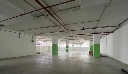 Imagen 3 de 5 de Pb En Edif. Industrial En Alquiler En Boleíta Norte