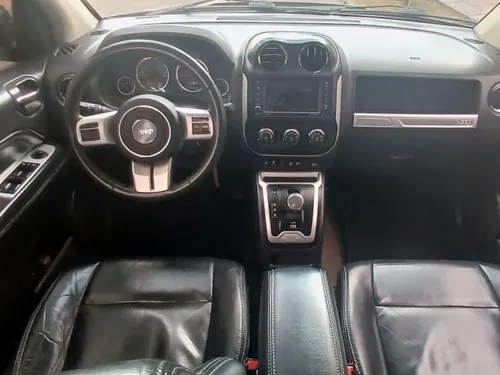 Jeep Compass Limited 2.4cc AT AA 4X4