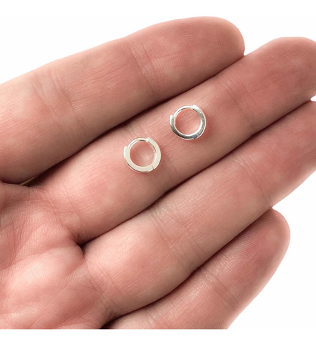 Imagen 2 de 7 de Aros Argollas Chicos Sin Piedras De Plata 925 (lar36)