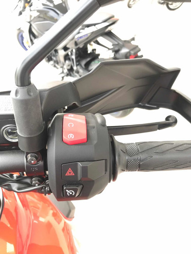 Imagen 10 de 16 de Suzuki V-strom 1050 Xt