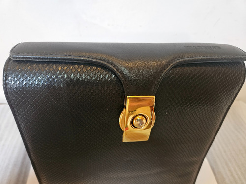 Cartera Mara Varesse De Cuero Negro Negro Lisa Oro Negro (Usado)