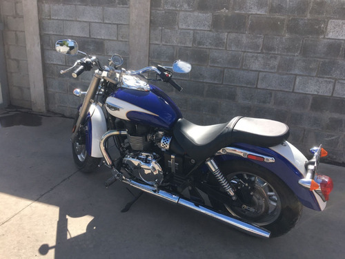 Imagen 3 de 15 de Triumph America 900 Motoswift