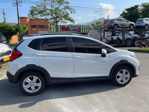 Imagen 2 de 15 de Honda Wr-v 2022 1.5 Lx-mecanica 2022