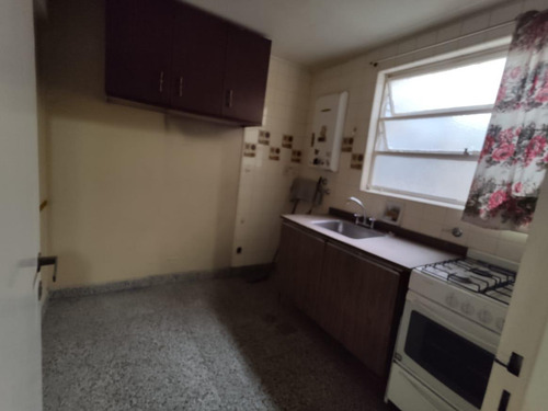 Imagen 9 de 14 de Departamento De 2 Ambientes , Muy Buen Estado .