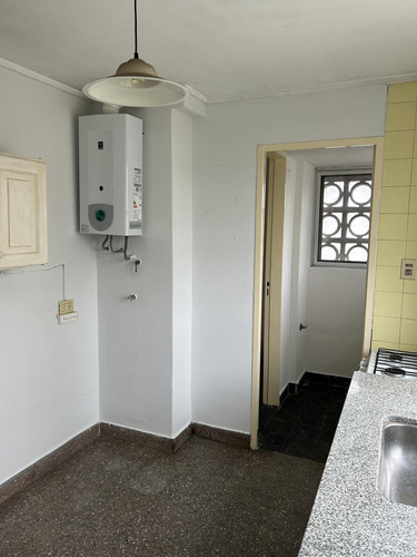 Departamento De 2 Habitaciones Amplio