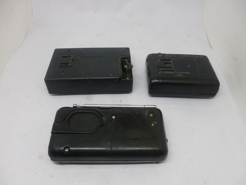 2 Walkman + Radio Sharp Sony**no Funcionan P/repuestos (Usado)
