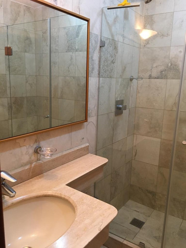 Imagen 20 de 30 de Se Vende Apto 177mt2 3h/2.5/2p Colinas De Bello Monte