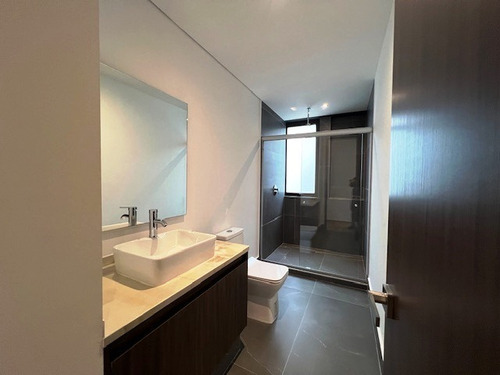 Vendo Departamento Nuevo Con Terraza Y 3 Estacionamientos En Punta Interlomas, Col. Interlomas, Huixquilucan, Edomex