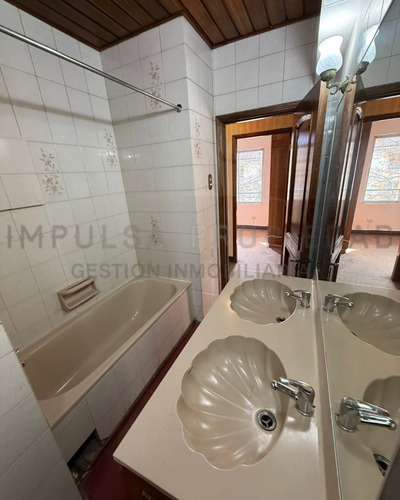 Amplio Departamento En Venta En Plaza Perú, Concepción