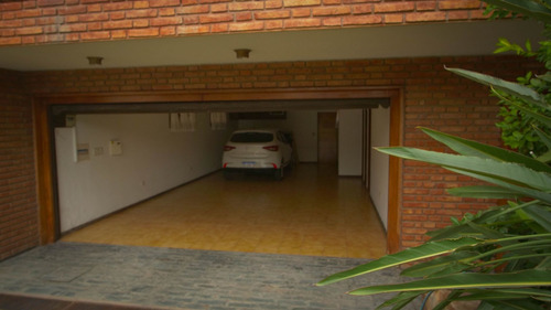 Venta Casa Zona Norte A 100 M De La Nuñez, 5 Dorm.