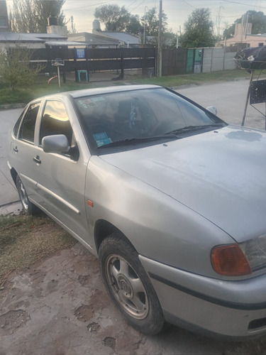 Volkswagen Polo Classic 1.9 Sd Aa