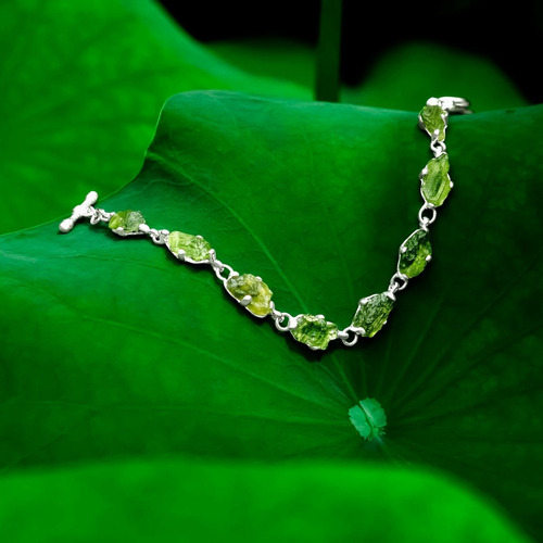 Hermosa Pulsera De Moldavita En Bruto Genuina Plata De Ley G Color Verde Oscuro