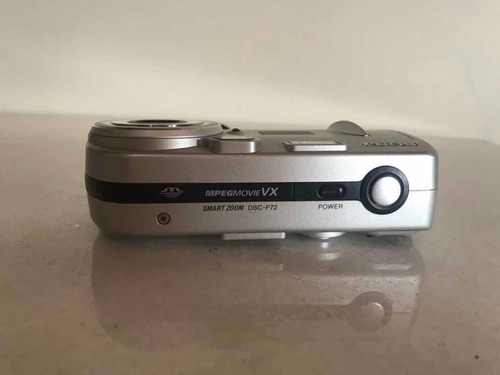 Câmera Cyber-shot 3,2mp Dsc-p72 Com Lente Travada
