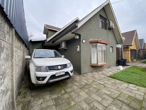 Casa En Venta, Valles Del Country, Talca.