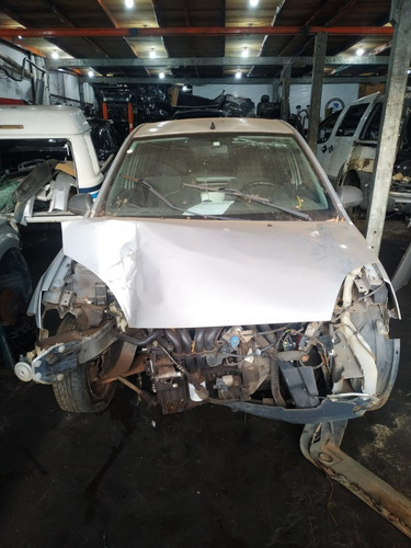 Imagem 1 de 12 de Sucata Ford Fiesta 1.6 8v Hatch Manual Ano 2006