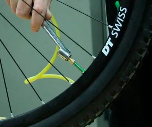Imagen 3 de 7 de Adaptador De Valvula Presta A Schrader Slime Bicicletas X 2