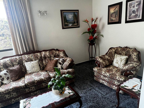 Venta De Casa En Santa Ana Tlapaltitlán Toluca A Dos Cuadras De Comonfort