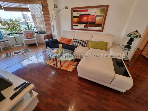 Apartamento En Venta En Los Chorros. #23-28316