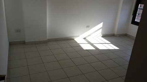 Venta| Departamento 2 Dorm A Metros De La Cañada