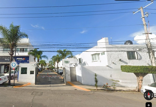 Casa Ubicada En Colonia La Palmita. Zapopan Jalisco. Con 2 Recamaras Y 101m2. A Unos Minutos De La Unidad Deportiva Tabachines.