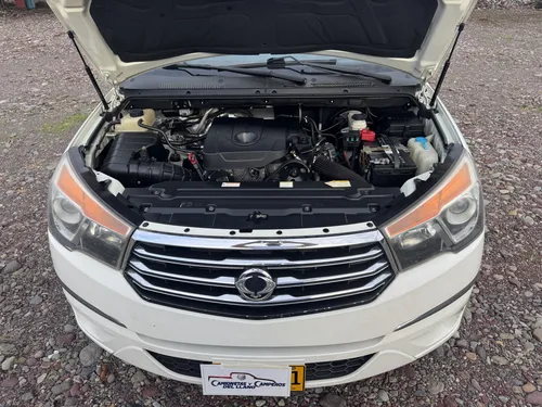 SsangYong Rodius 2.0 2wd