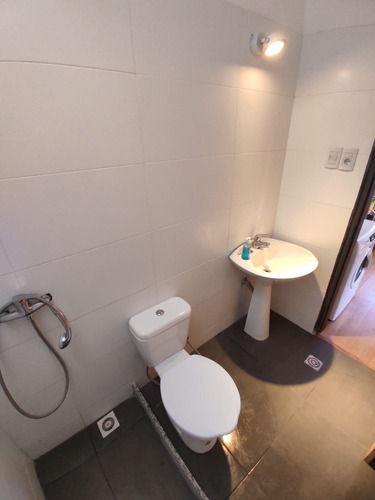 Imagen 27 de 30 de Dueño Vende - Tres Casas Recicladas En Pu, Ideal Inversionista O Familia Grande