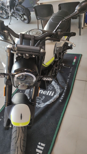 Imagen 10 de 18 de Benelli Leoncino 250cc