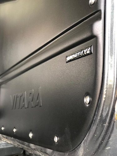 Imagem 2 de 4 de Forros De Portas Suzuki Vitara 2 Portas
