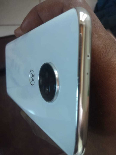 Moto G7 Polar