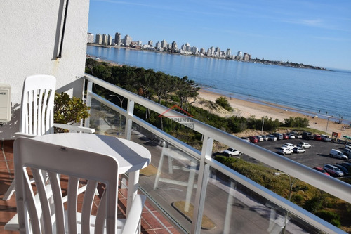 Apartamento En Mansa, 1 Dormitorios *- Ref: 4771