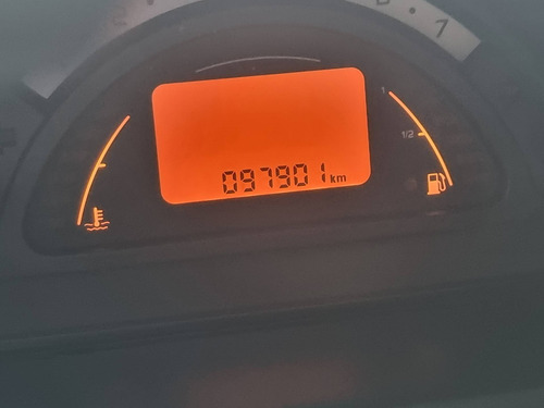 Imagem 6 de 10 de Citroën C3 1.6 Solaris 16v Flex 4p Automático