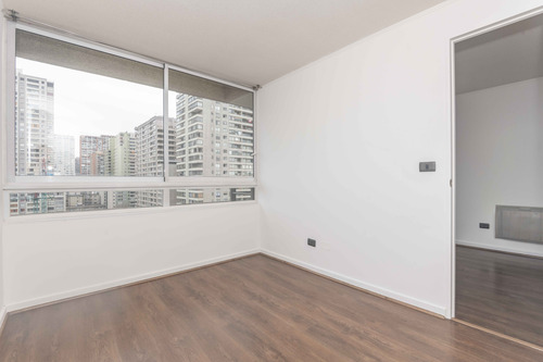 Edificio Mario Kreutzberger Vista Surponiente Piso 13